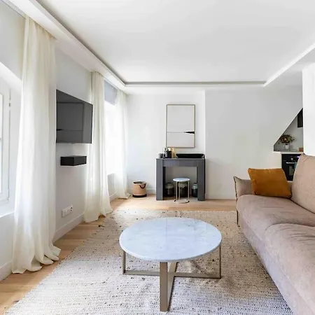Appartamento Invalides Palais Bourbon Luxueux 4p